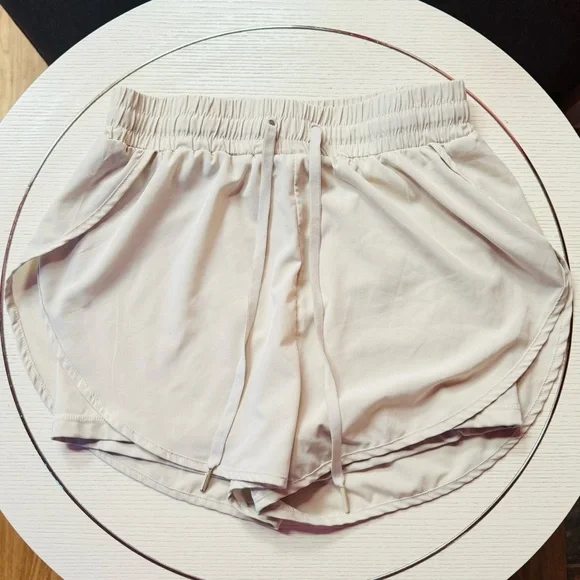 BuffBunny Lifesaver Shorts - Picture 2 of 6